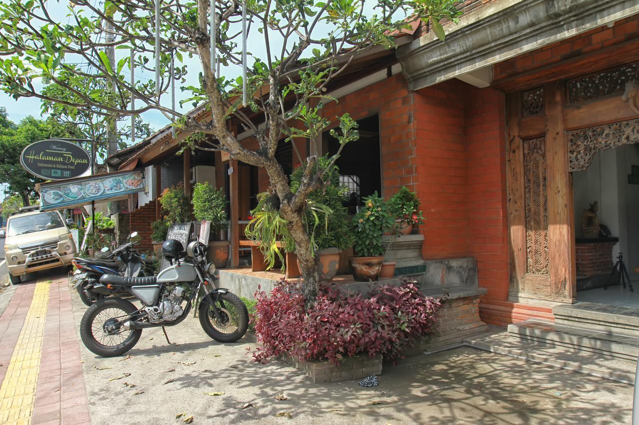 Halaman Depan Hostel Ubud  Bagian luar foto