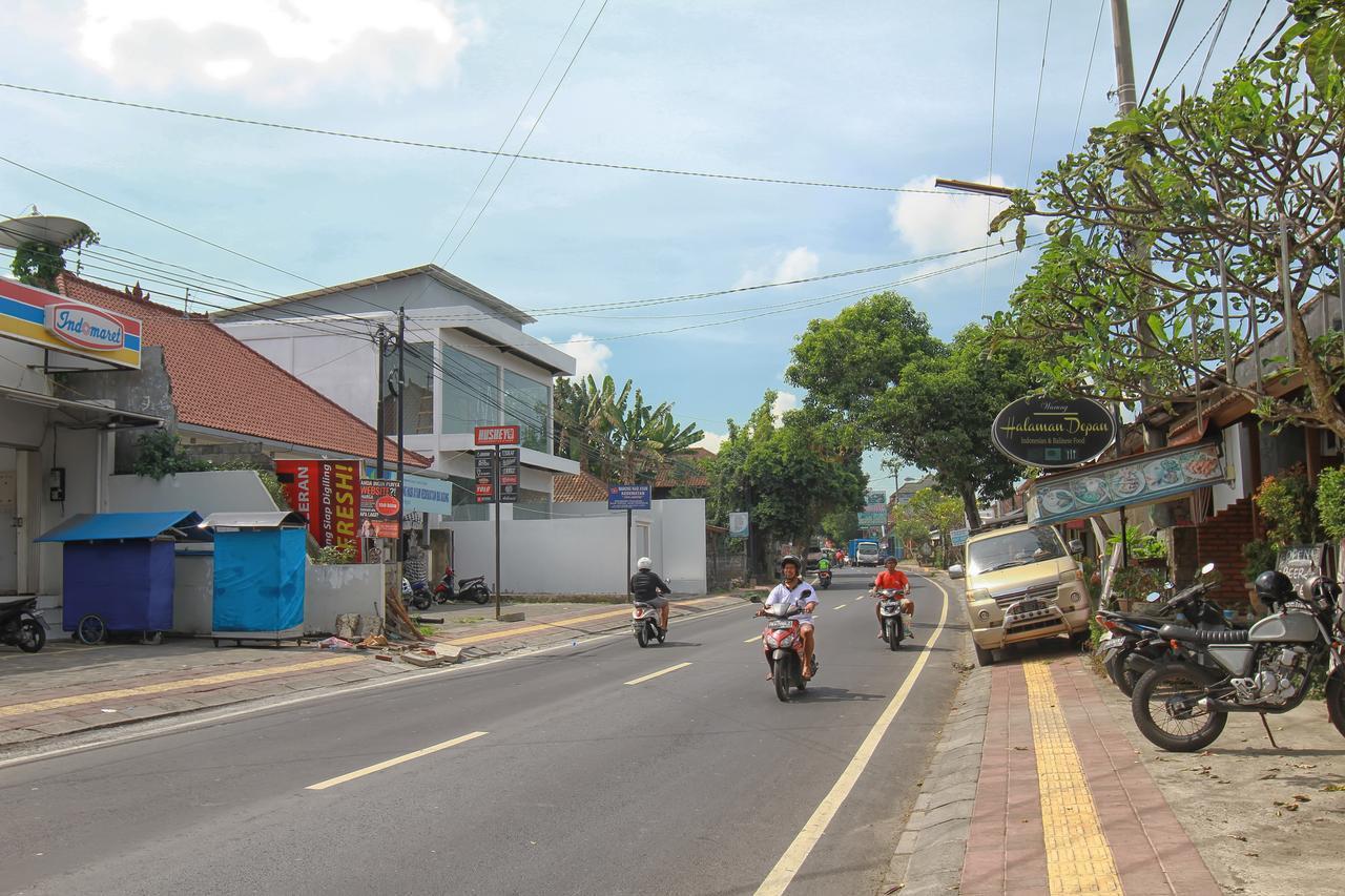 Halaman Depan Hostel Ubud  Bagian luar foto